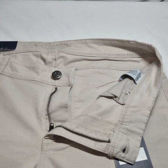 REVOLI Jeans Size 14W Tan Mid Rise Medium Wash Lift Shape Crop Beige (61) - Picture 6 of 11